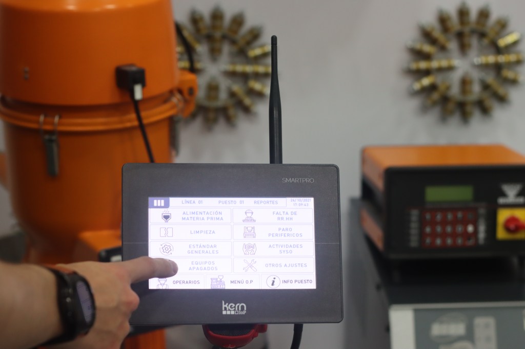 Equipo SMARTPRO táctil de KERN IoP.
